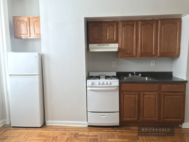 Building Photo - 50 Lincoln Rd