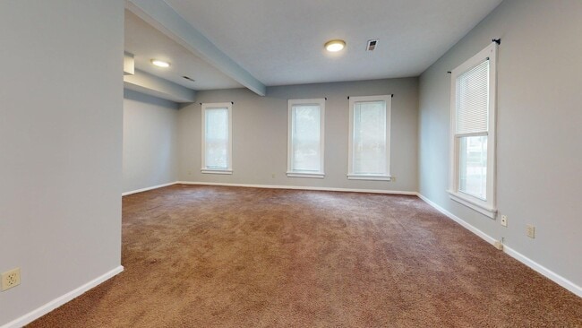 Building Photo - Madison/W.95th neighborhood : 3 bedroom/1 bath single family house available NOW.