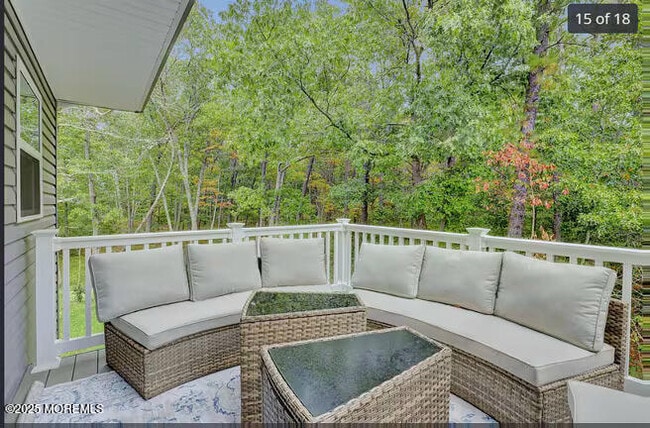 Building Photo - 1001 Cyprus Ct