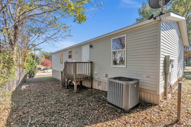 Building Photo - 1 Alice St