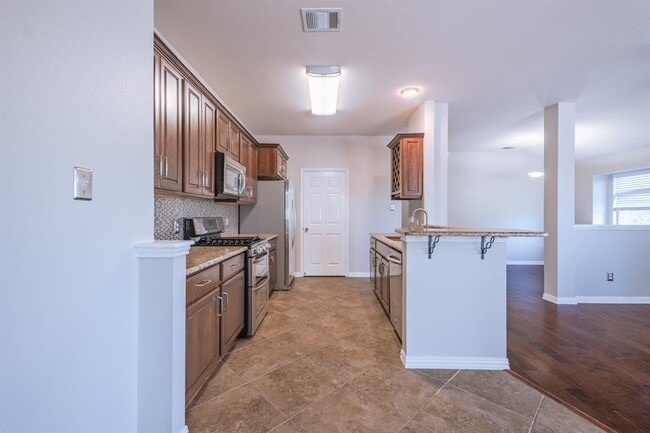 Building Photo - 645 Fort Thomas Pl
