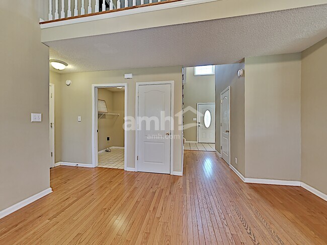 Building Photo - 3366 Dabney Ln