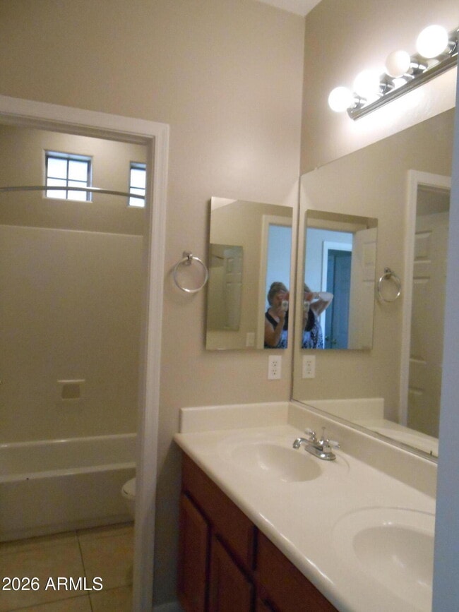 Building Photo - 3077 E Blue Ridge Pl