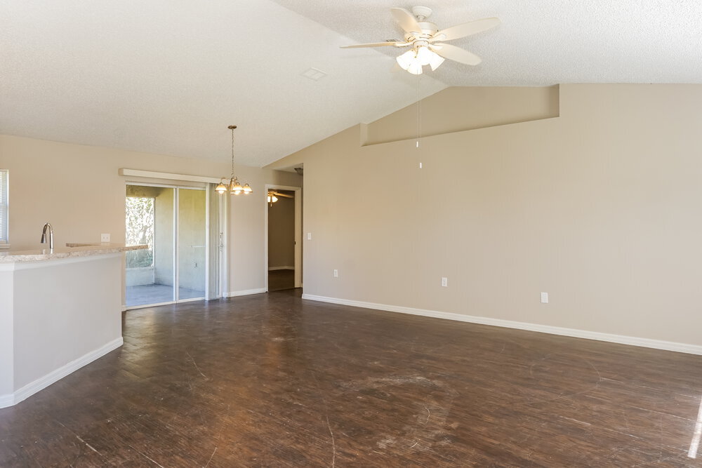 Building Photo - 3164 Covington Dr N