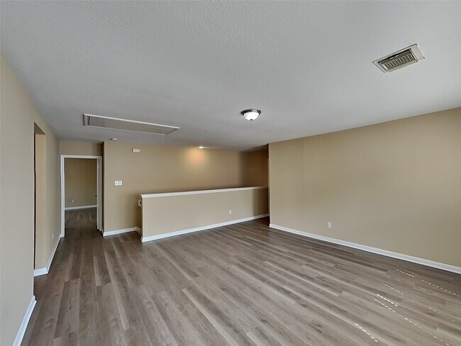 Building Photo - 18107 Quiet Ridge Ln