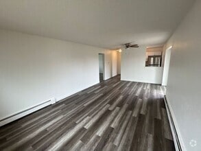 Building Photo - **Charming 2-Bedroom Home in Colorado Spri...