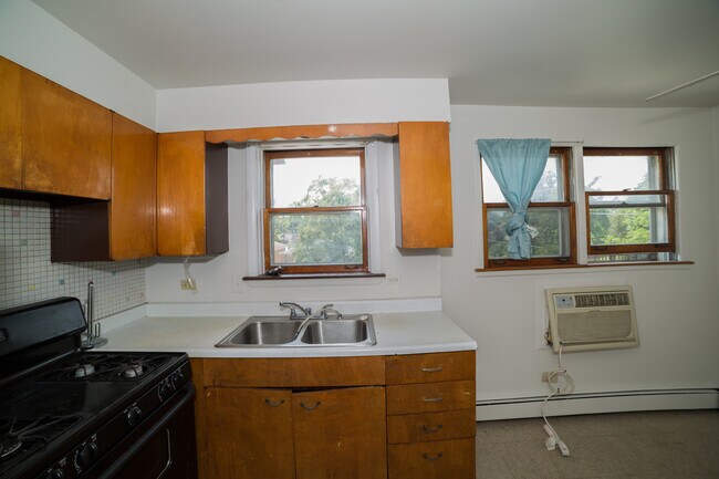 Building Photo - 2149 135th Pl