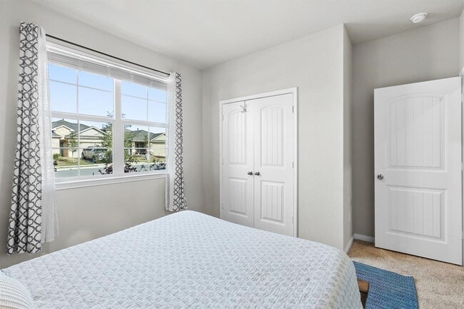 Building Photo - 199 Frostweed Dr