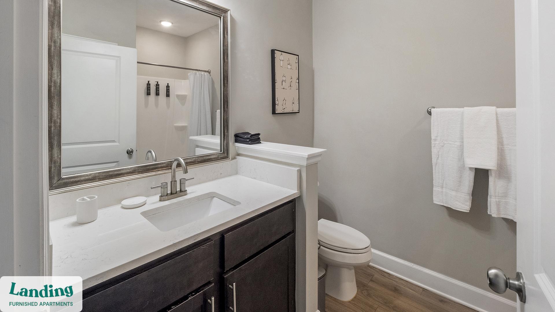 Building Photo - 195 N Creek Dr