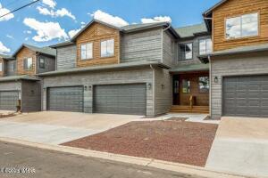 Building Photo - 1400 W Navajo Ln