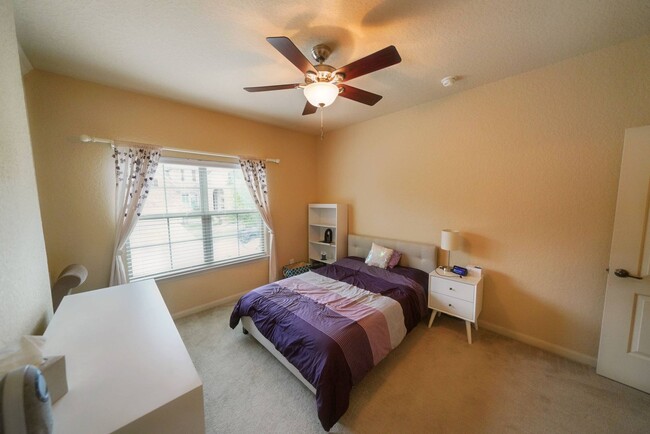 Building Photo - Executive Style Home Now Available in Ston...