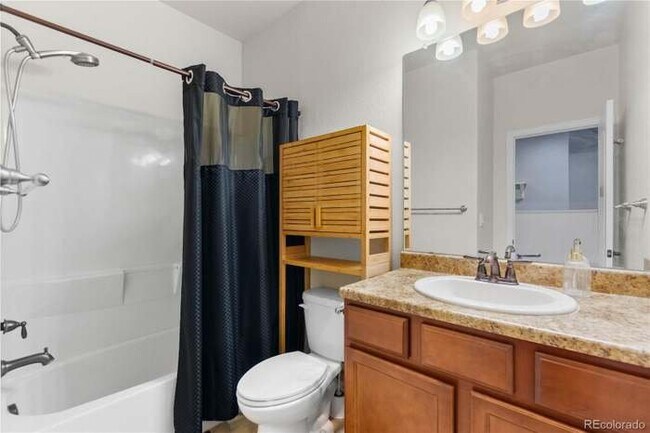 Building Photo - 42320 Forest Oaks Dr