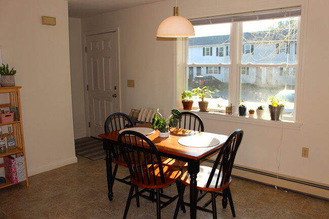 Kitchen - 3 Macmillan Dr