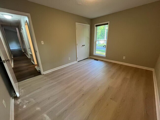 Building Photo - 1225 Kilmory Dr