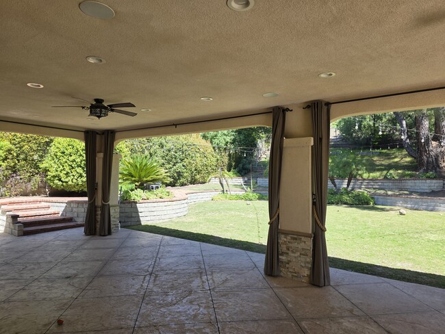 Building Photo - 10146 Janetta Way