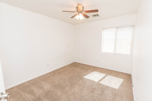 Building Photo - Spacious 3-Bedroom, 2.5-Bath Two-Story Hom...