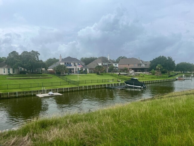 Building Photo - 308 Pinnacle Cove Ct