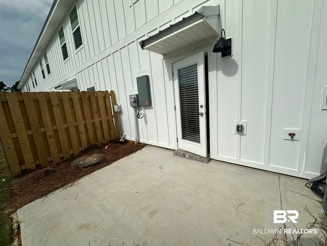 Building Photo - 4450 Lost Bay Dr