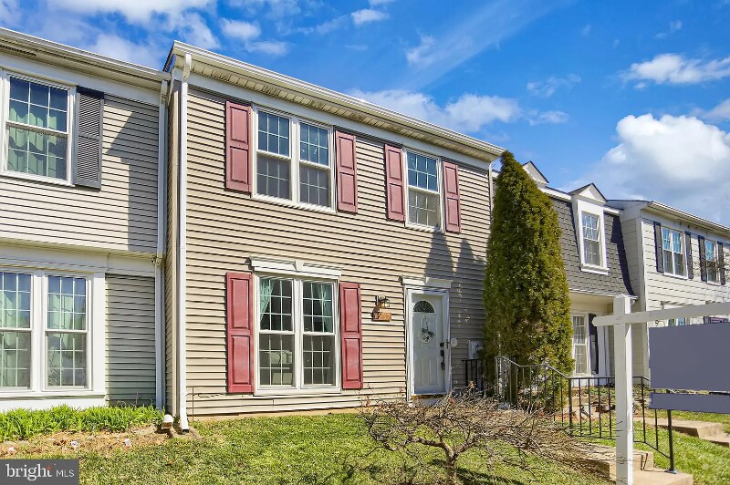 Building Photo - 5737 Sunset View Ln