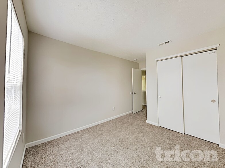 Building Photo - 3203 Brandenburg Dr