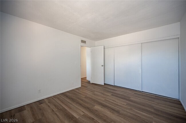 Building Photo - 1428 Lorilyn Ave