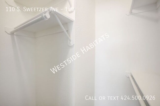 Building Photo - 110 Sweetzer Ave