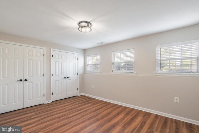 Building Photo - 401 Yorkshire Ridge Ct