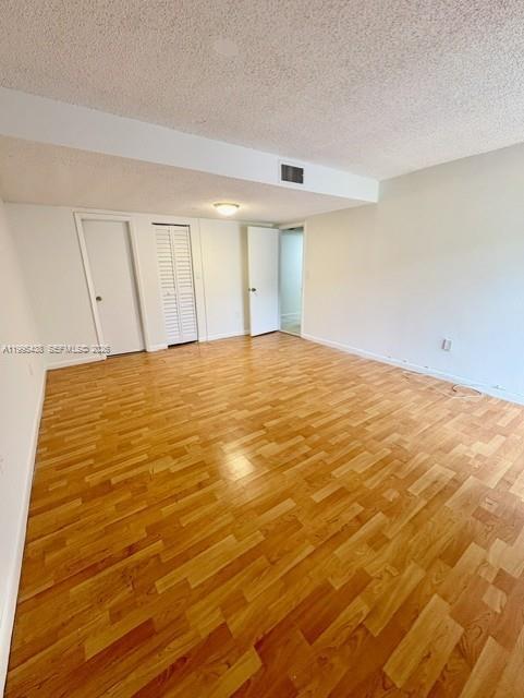 Building Photo - 9351 Fontainebleau Blvd