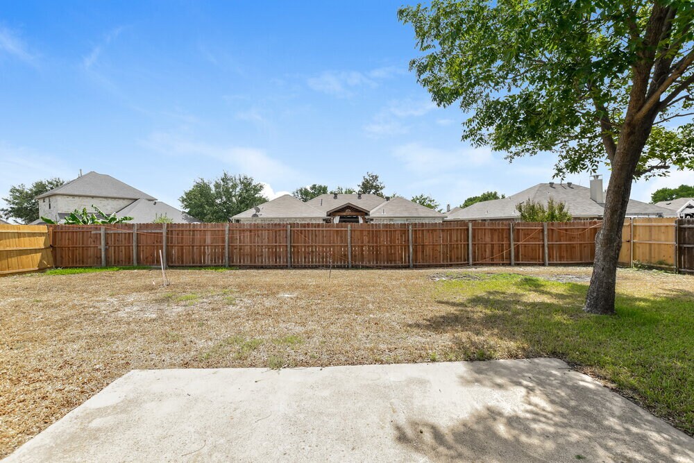 Building Photo - 105 Princeton Cir