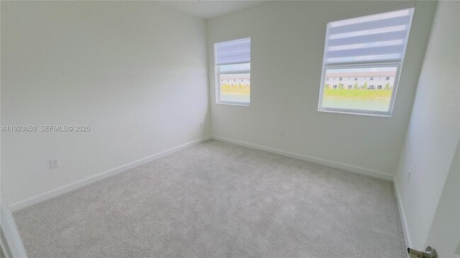 Building Photo - 2755 SE 25th Ave