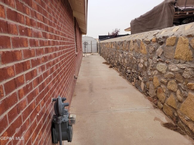 Building Photo - 3457 Carlos Moran Ct
