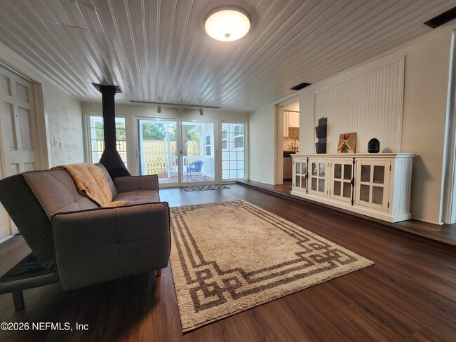 Building Photo - 7269 Balboa Rd