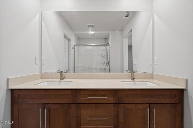 Building Photo - 374 Serra St