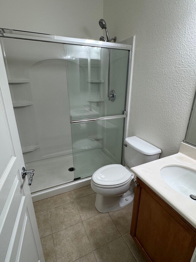 Building Photo - 2718 Holly St