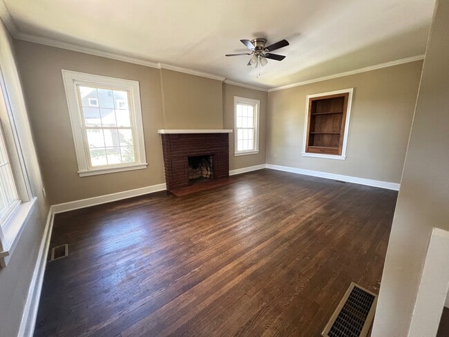 Building Photo - 183 S Marietta St