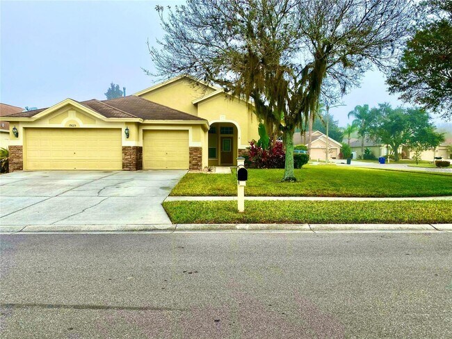 Primary Photo - 19625 Bergenfeld Dr