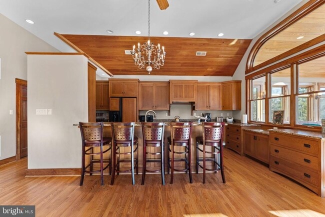 Building Photo - 3535 Meadow Rd