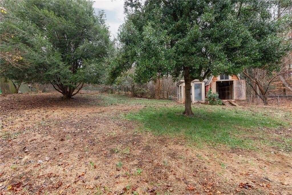 Building Photo - 390 Tidwell Rd