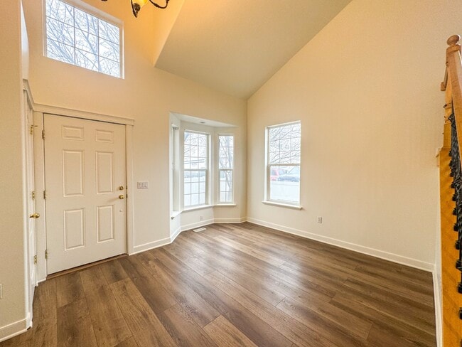 Building Photo - 1040 N 130 W