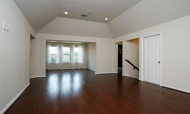 Building Photo - 39 Paloma Bend Pl