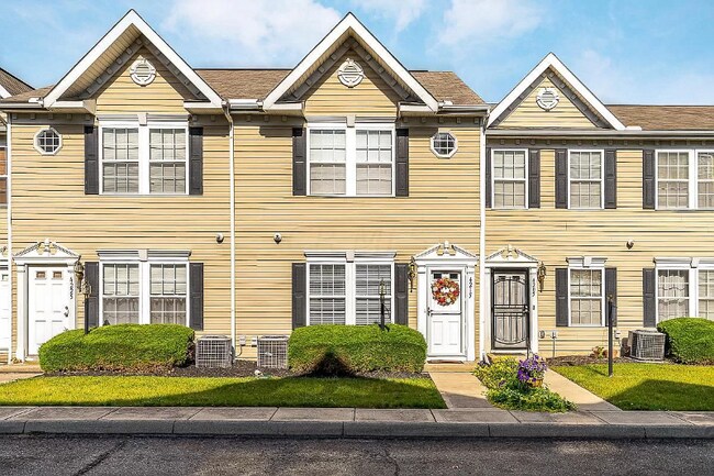 Building Photo - 4215 Bowman Meadow Dr
