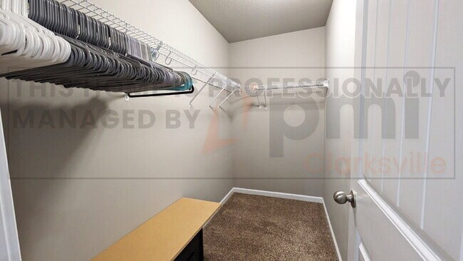 Building Photo - 518 Sourwood Dr
