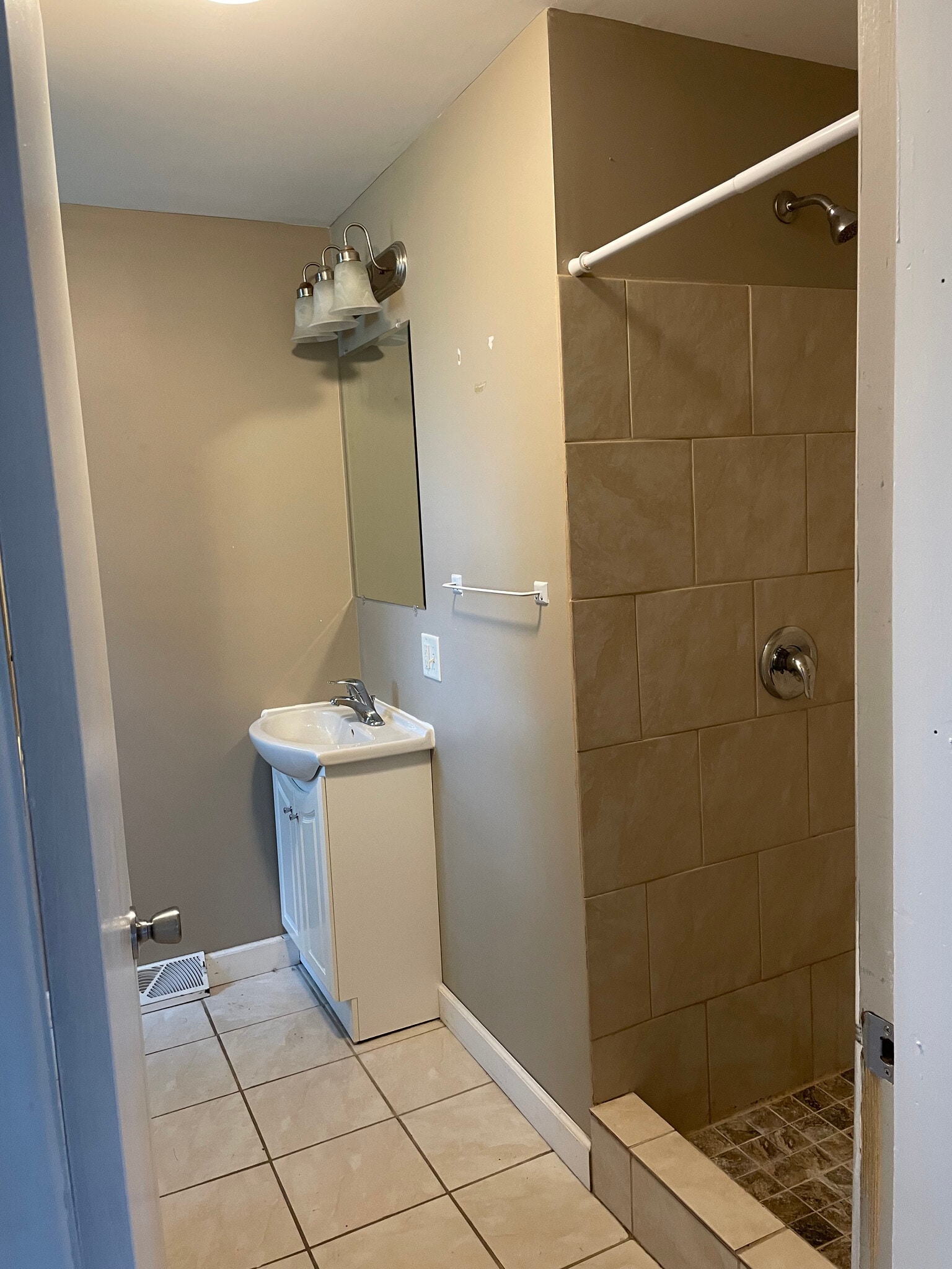 Bathroom 1 - 523 E 5th St