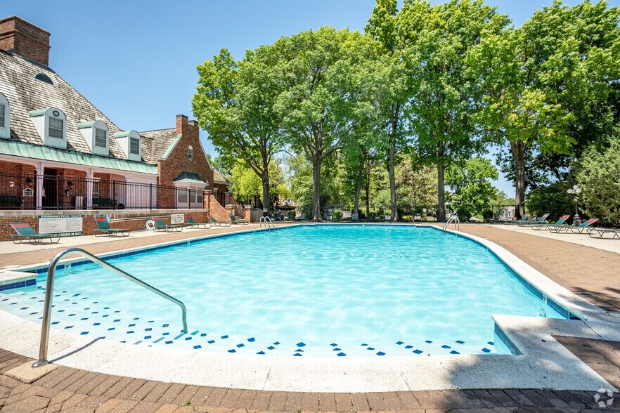 Apartments 7200 Eby Ave Merriam KS 66204 Apartment Finder