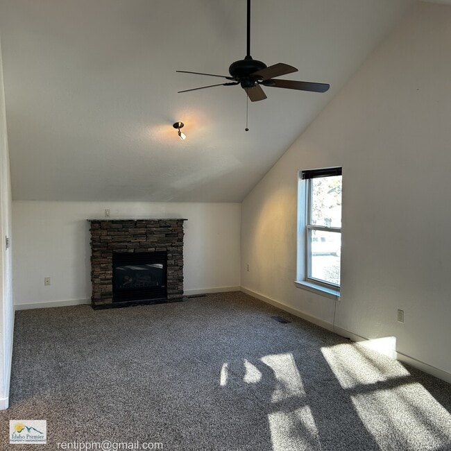 Building Photo - 1919 N 31st St