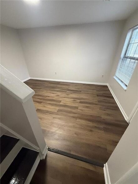 Building Photo - 3 Eastview Cir