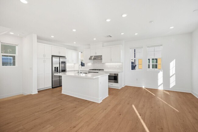 Building Photo - Brand-New Home for Lease in Rancho Mission Viejo – Resort-Style Living