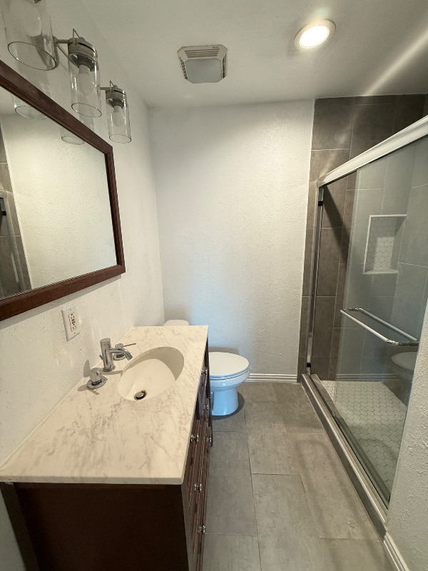 Building Photo - 2702 S Fielder Rd