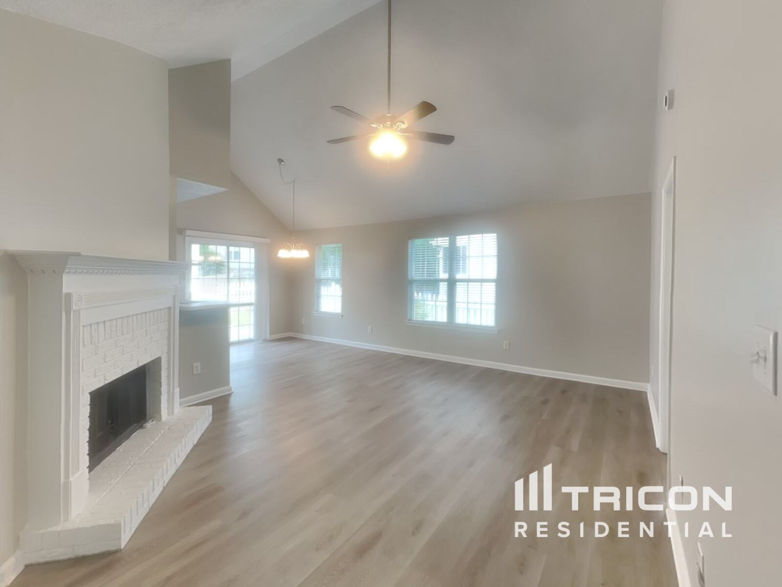 Building Photo - 630 N Fairfield Dr