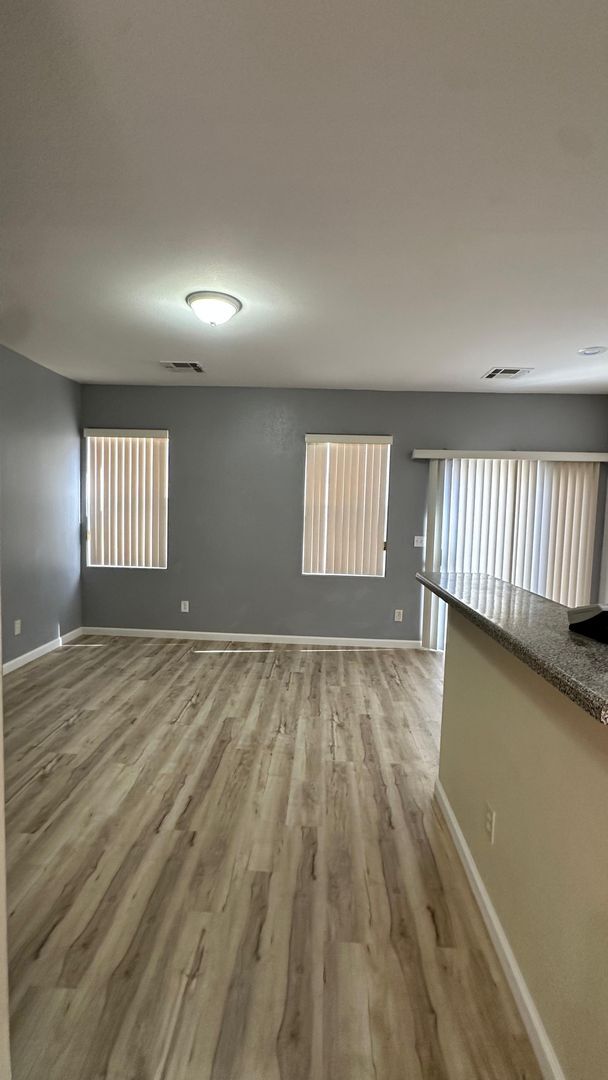Building Photo - 6075 Secret Island Dr